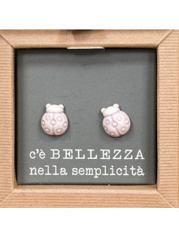 Orecchini pin con coccinella