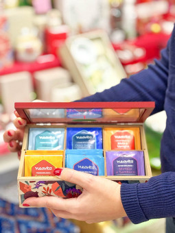 Cofanetto in legno 6...