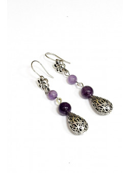 Orecchini con pietre di...