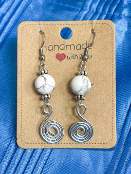 Orecchini howlite 10mm